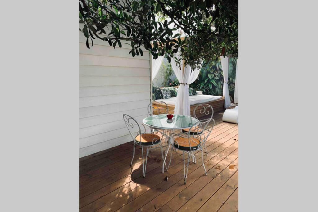 La Caze Amoremieve Pour Un Sejour Cozy A St Pierre Saint Pierre Exterior photo
