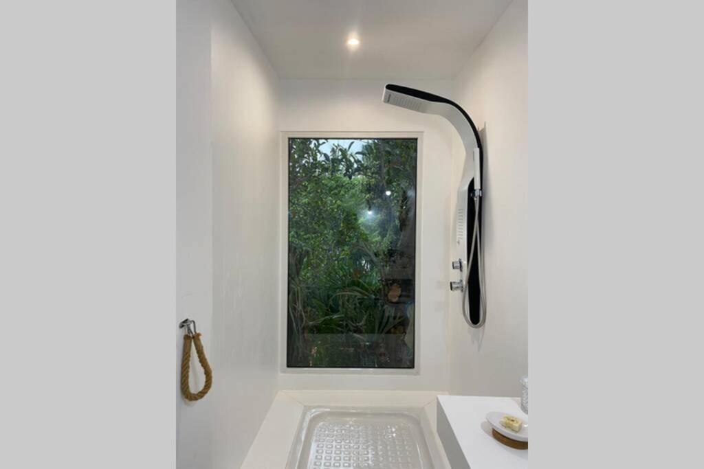 La Caze Amoremieve Pour Un Sejour Cozy A St Pierre Saint Pierre Exterior photo
